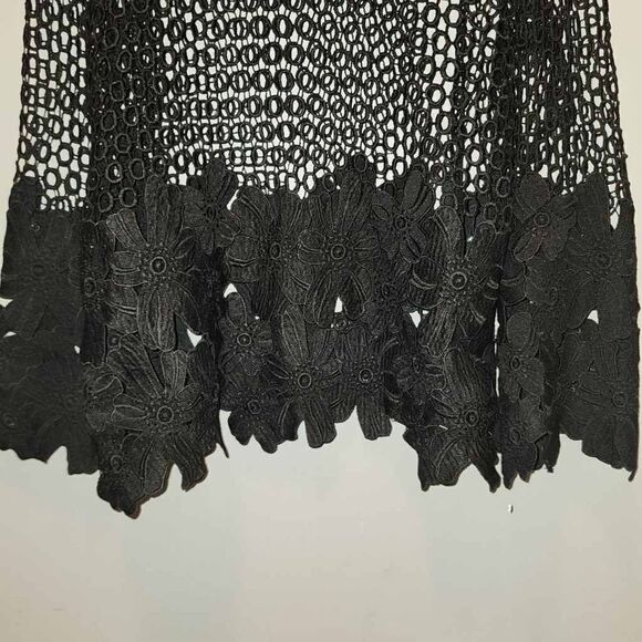 Modelia Top  - Picture 3 of 6